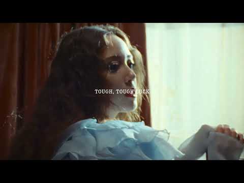 Laufey - Tough Luck (Official Lyric Video with Chords) img